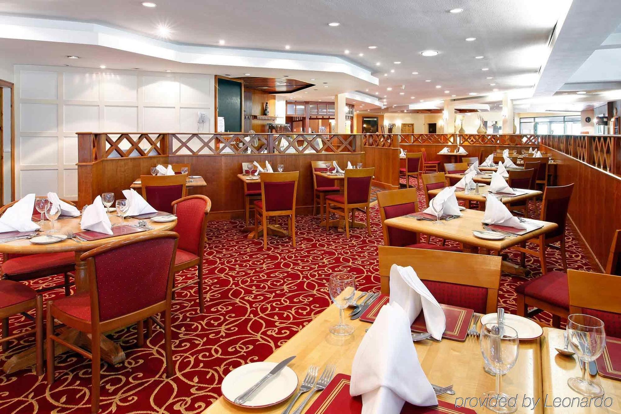 Mercure Wigan Oak Hotel Ресторан фото